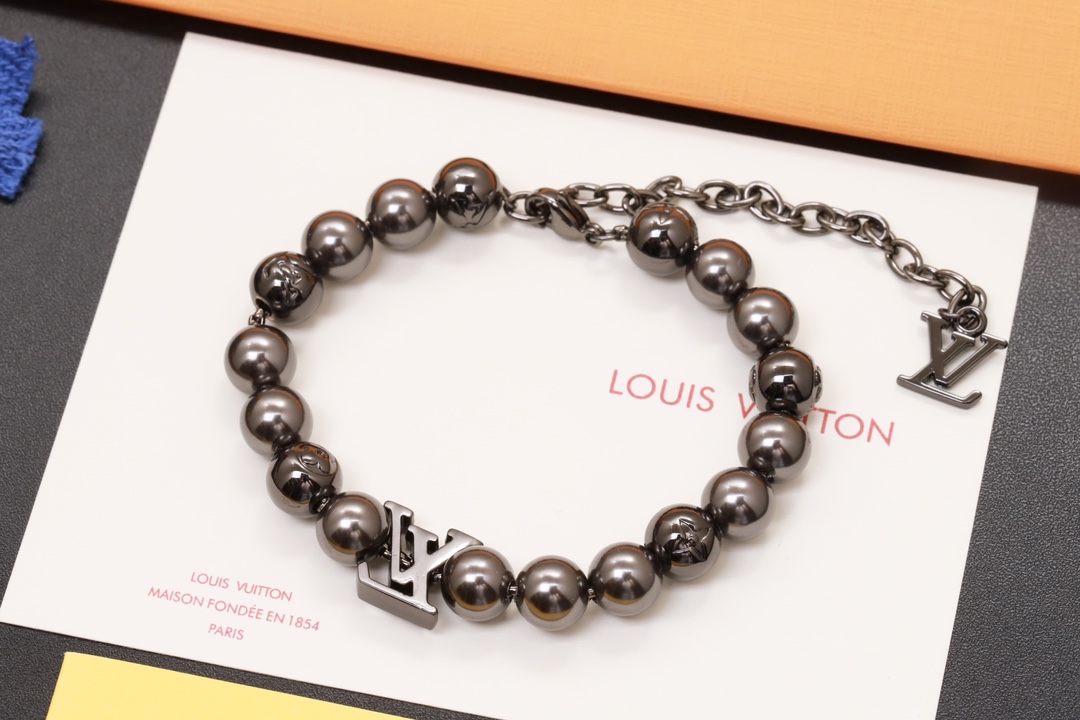 Louis Vuitton Black Beads Bracelet Men - Best Replica Jewelry™