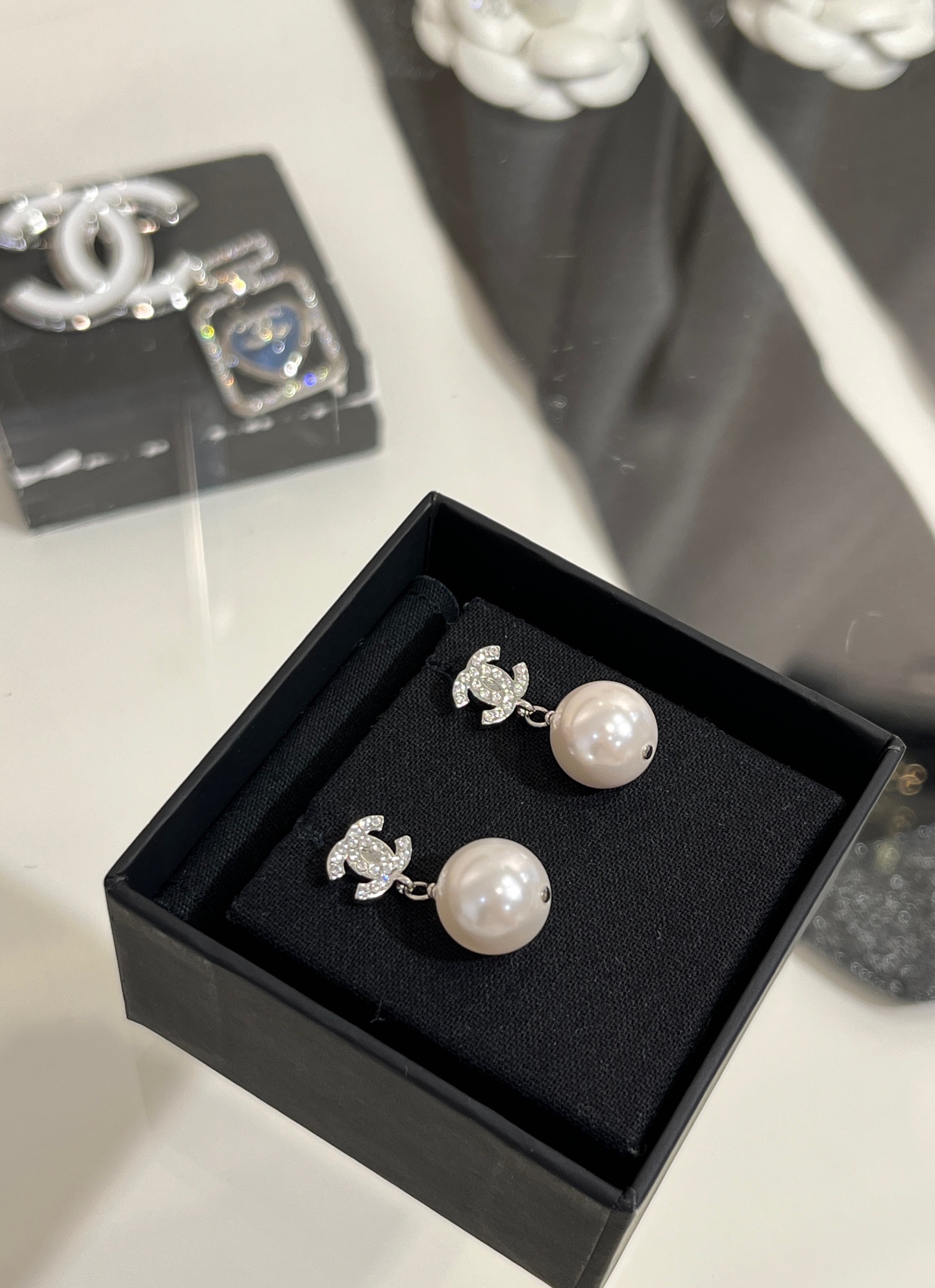 Chanel Classic Silver Coco Pearl Drop Earrings - Best Replica Jewelry™