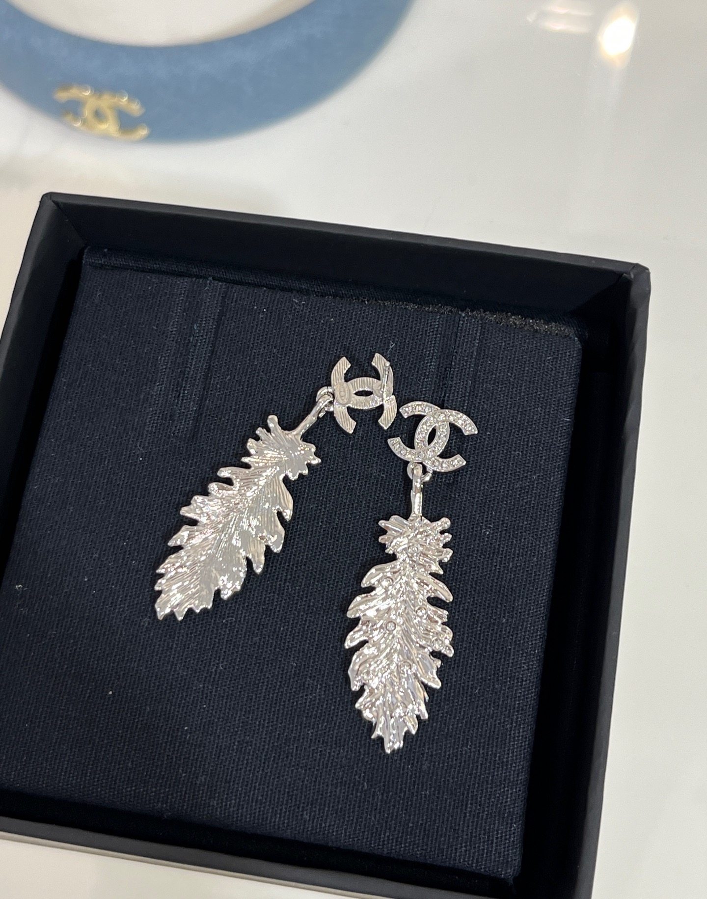Chanel Coco Feather Dangle Earrings - Best Replica Jewelry™