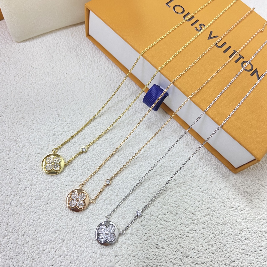 Louis Vuitton Diamond Sun Pendant Necklace - Best Replica Jewelry™