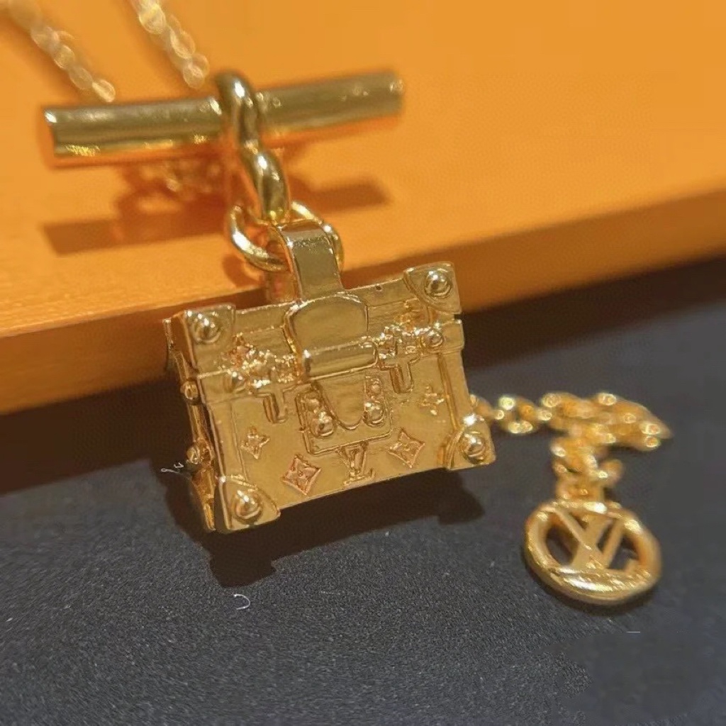 Louis Vuitton Handbag Pendant Necklace - Best Replica Jewelry™