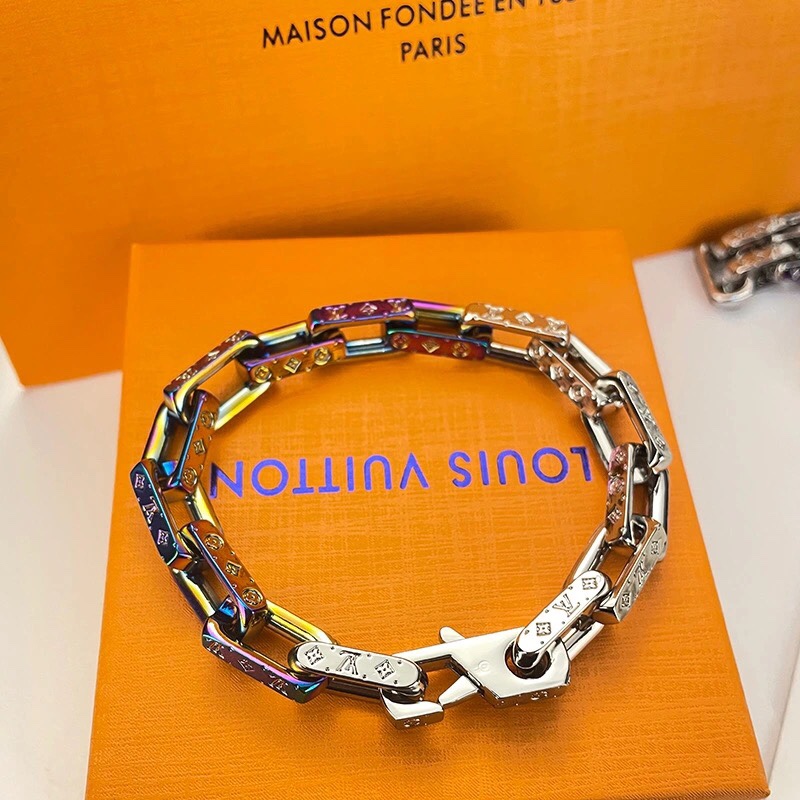 Louis Vuitton Hot Sale Chunky Chain Monogram Men Bracelet - Best Replica Jewelry™