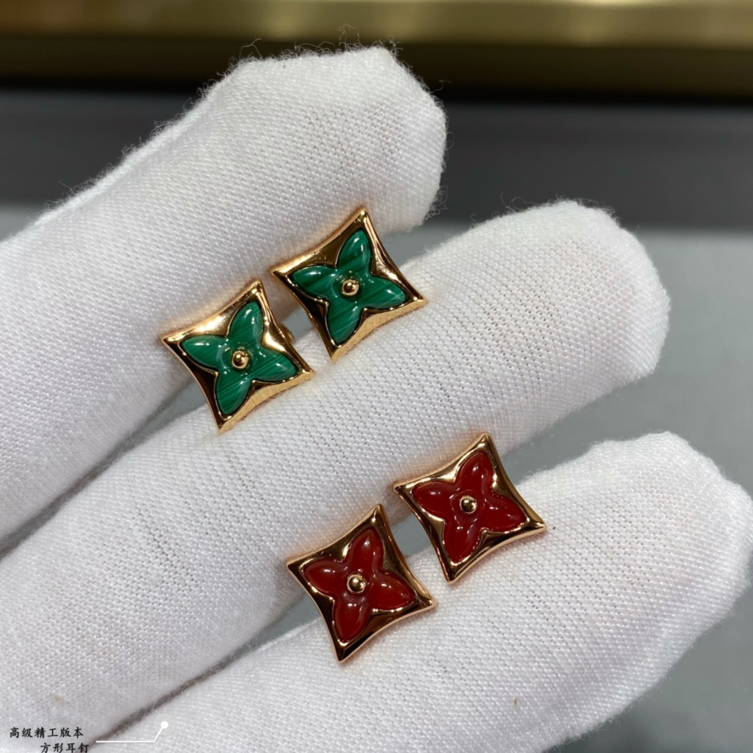Louis Vuitton Star Stud Earrings - Best Replica Jewelry™