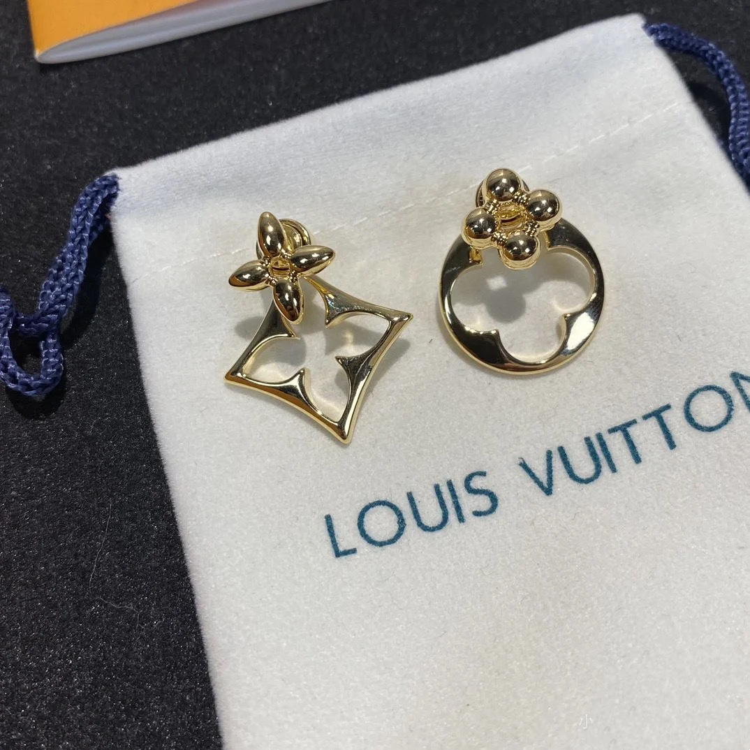 Louis Vuitton Asymmetric Hollow Stud Earrings - Best Replica Jewelry™