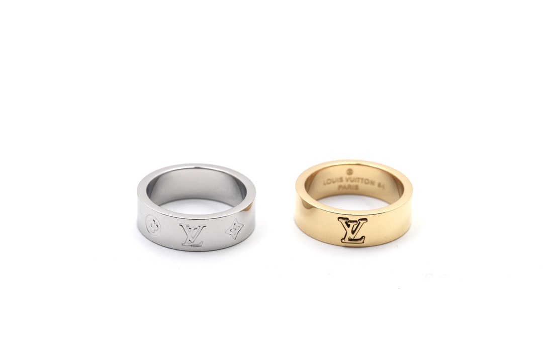 Louis Vuitton Men's Wide Band Ring - Best Replica Jewelry™