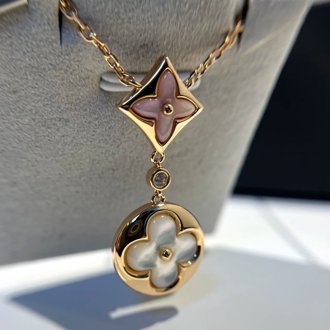 Louis Vuitton Pink Sun White Sun Pendant Necklace - Best Replica Jewelry™