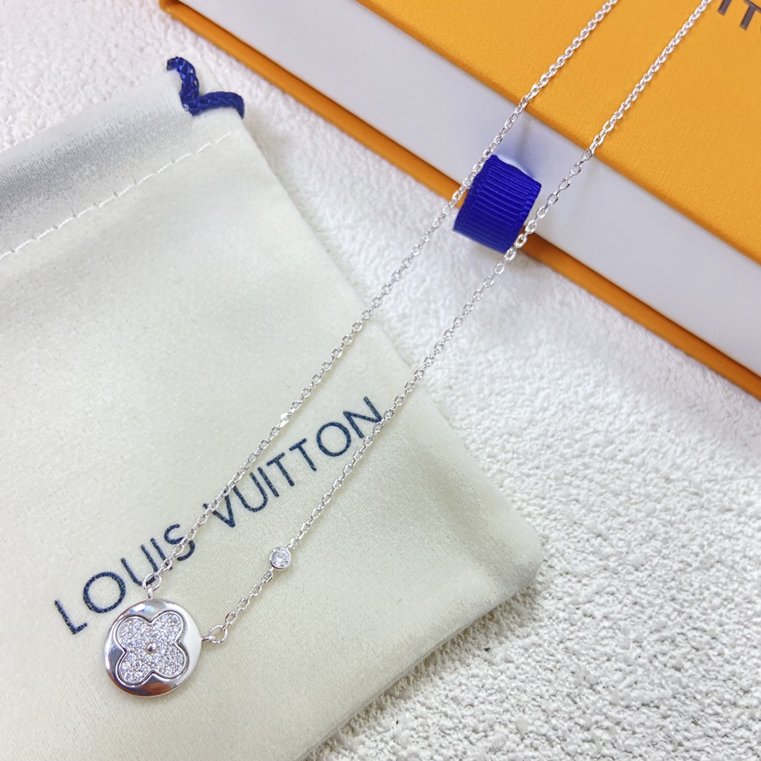 Louis Vuitton Diamond Sun Pendant Necklace - Best Replica Jewelry™