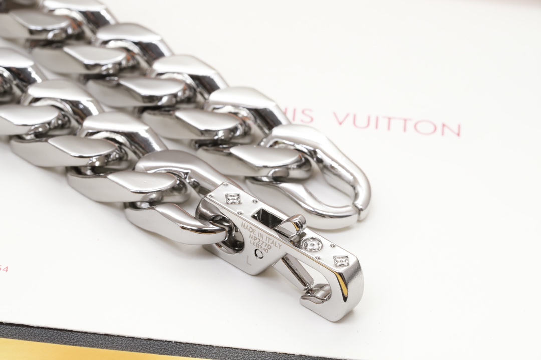 Louis Vuitton Men's Silver Color Chunky Cuban Bracelet - Best Replica Jewelry™