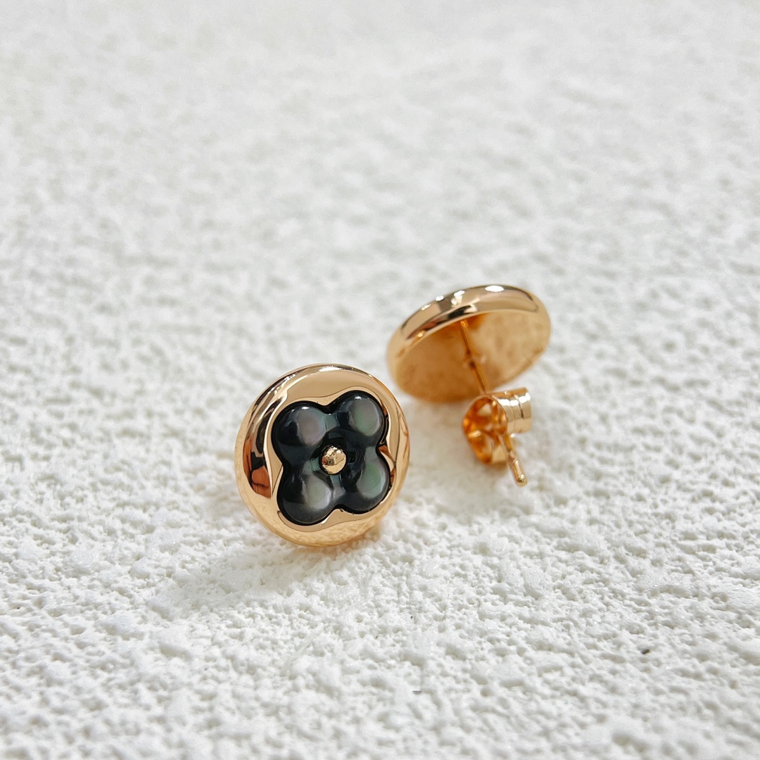 Louis Vuitton Gray Mother of Pearl Stud Earrings - Best Replica Jewelry™