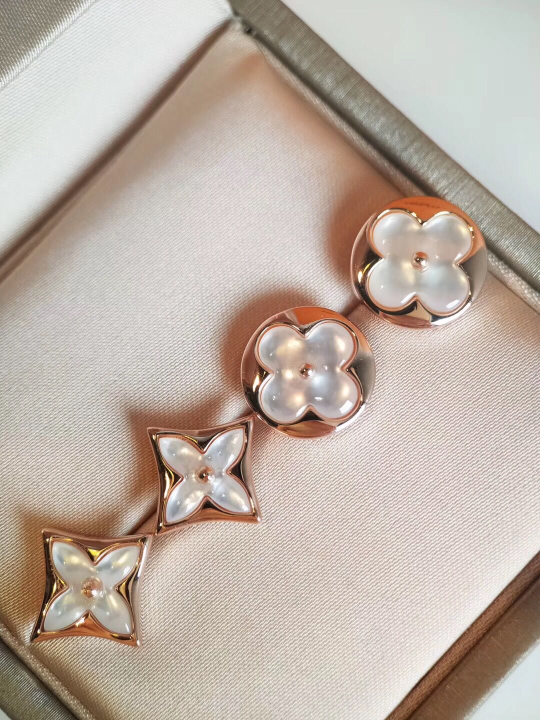Louis Vuitton Dainty Rose Gold White Mother of Pearl Stud Earrings - Best Replica Jewelry™