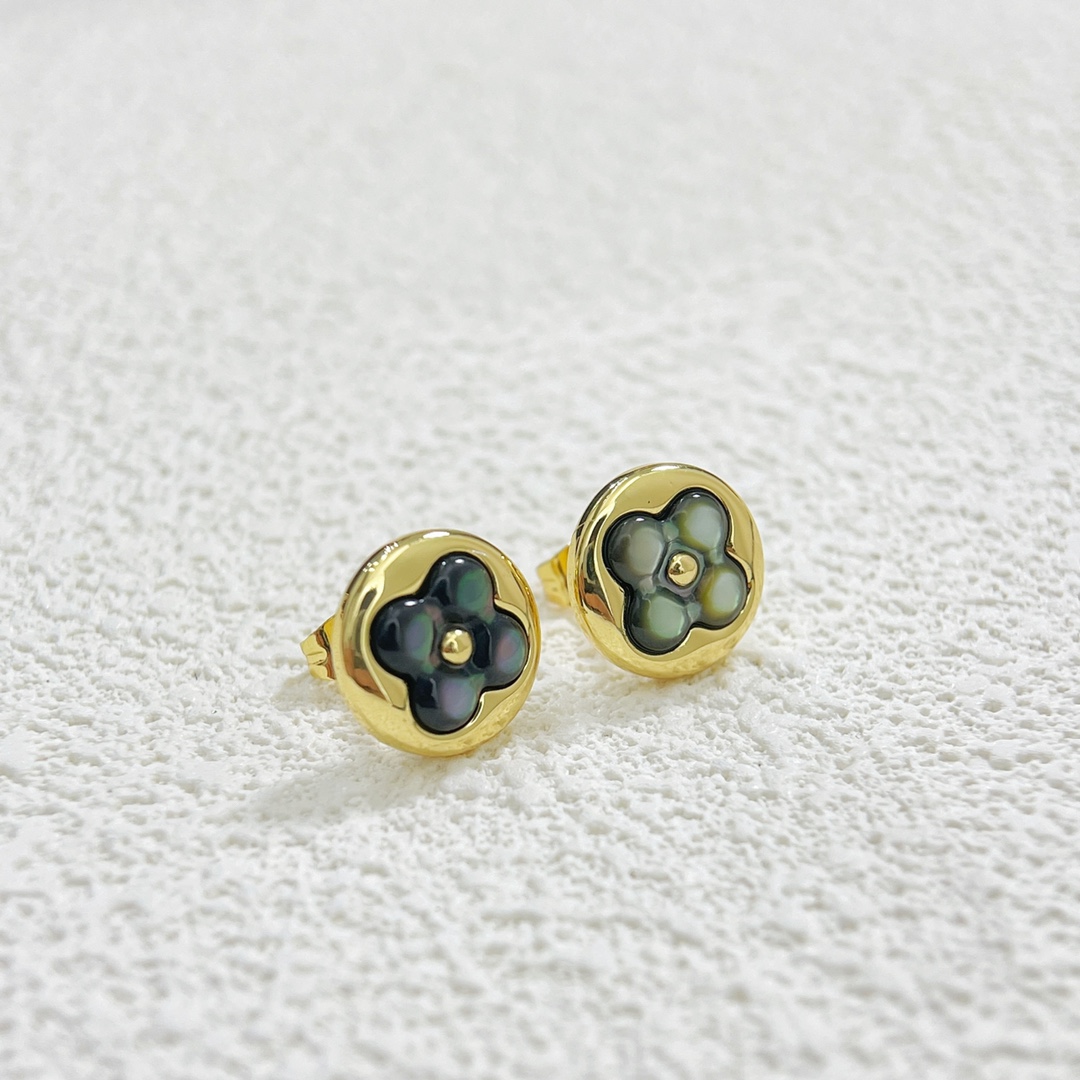 Louis Vuitton Gray Mother of Pearl Stud Earrings - Best Replica Jewelry™