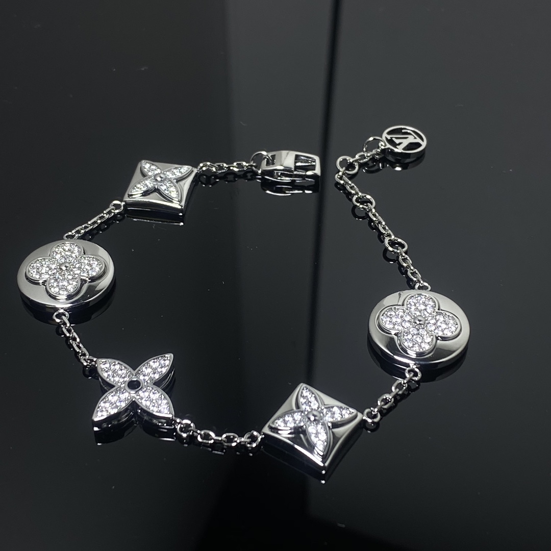 Louis Vuitton 5 Motifs Diamond Sun Star Bracelet - Best Replica Jewelry™