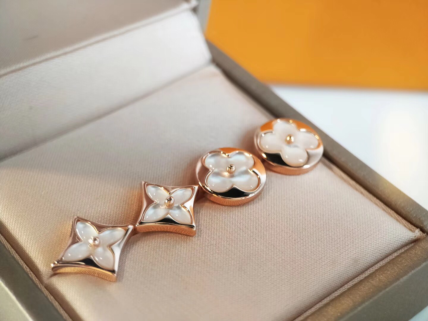 Louis Vuitton Dainty Rose Gold White Mother of Pearl Stud Earrings - Best Replica Jewelry™