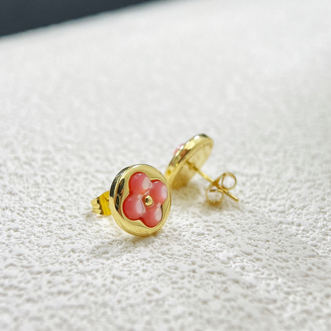 Louis Vuitton Pink Mother of Pearl Stud Earrings - Best Replica Jewelry™