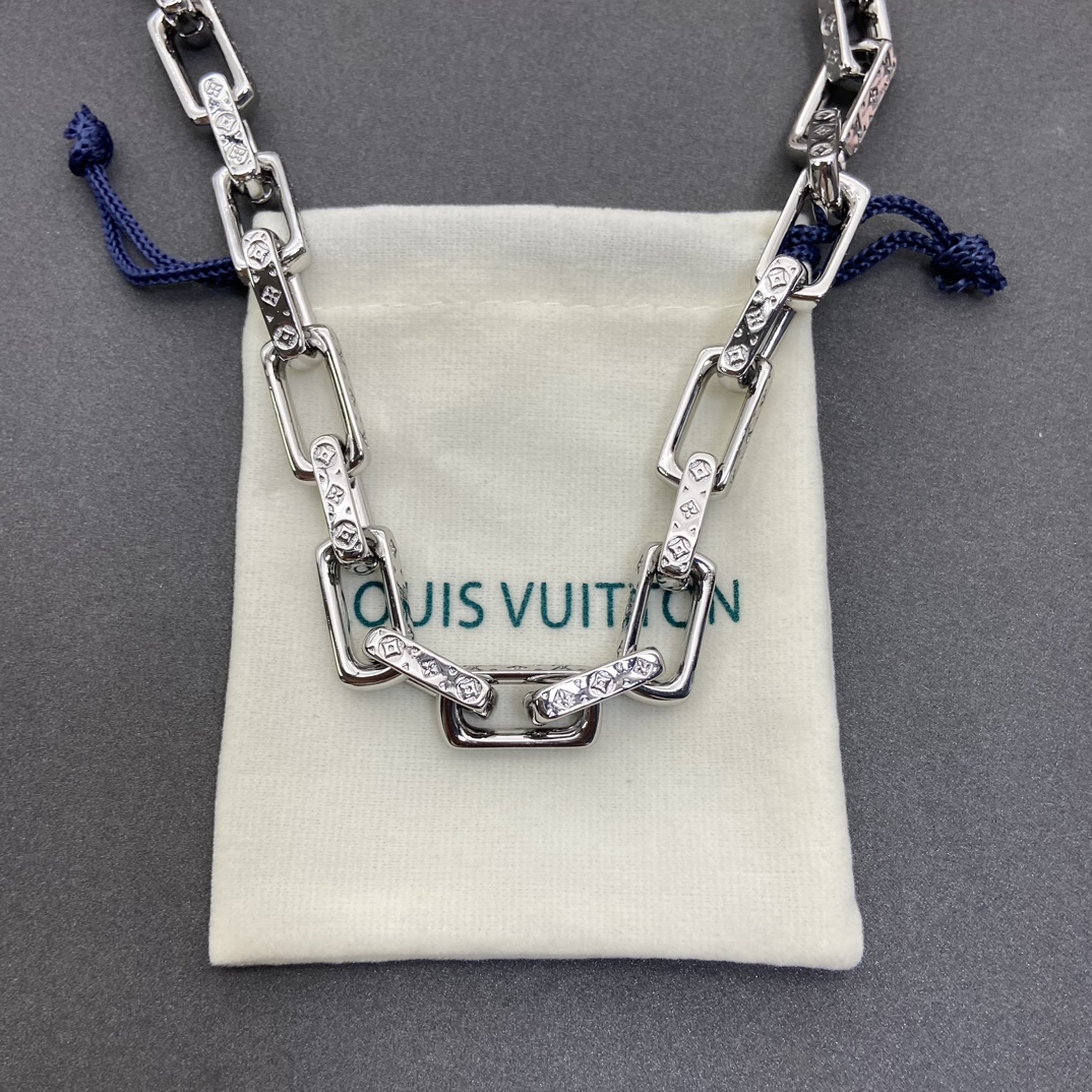 Louis Vuitton Monogram Men's Silver Necklace - Best Replica Jewelry™