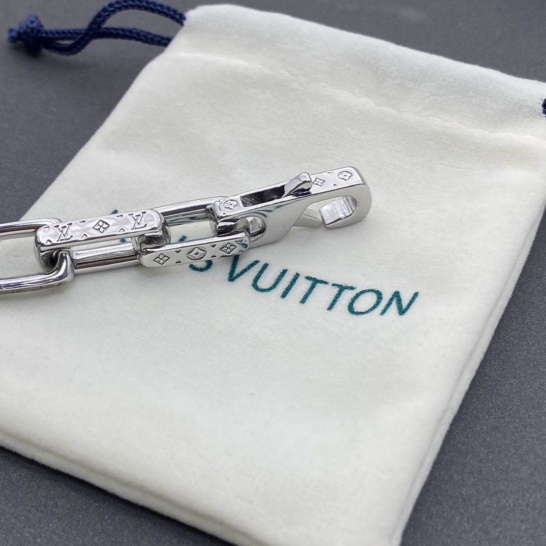 Louis Vuitton Monogram Men's Silver Necklace - Best Replica Jewelry™