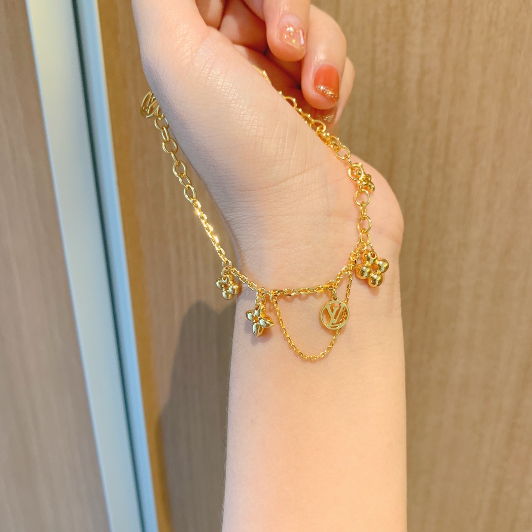 Louis Vuitton Chain with Charms Bracelet - Best Replica Jewelry™