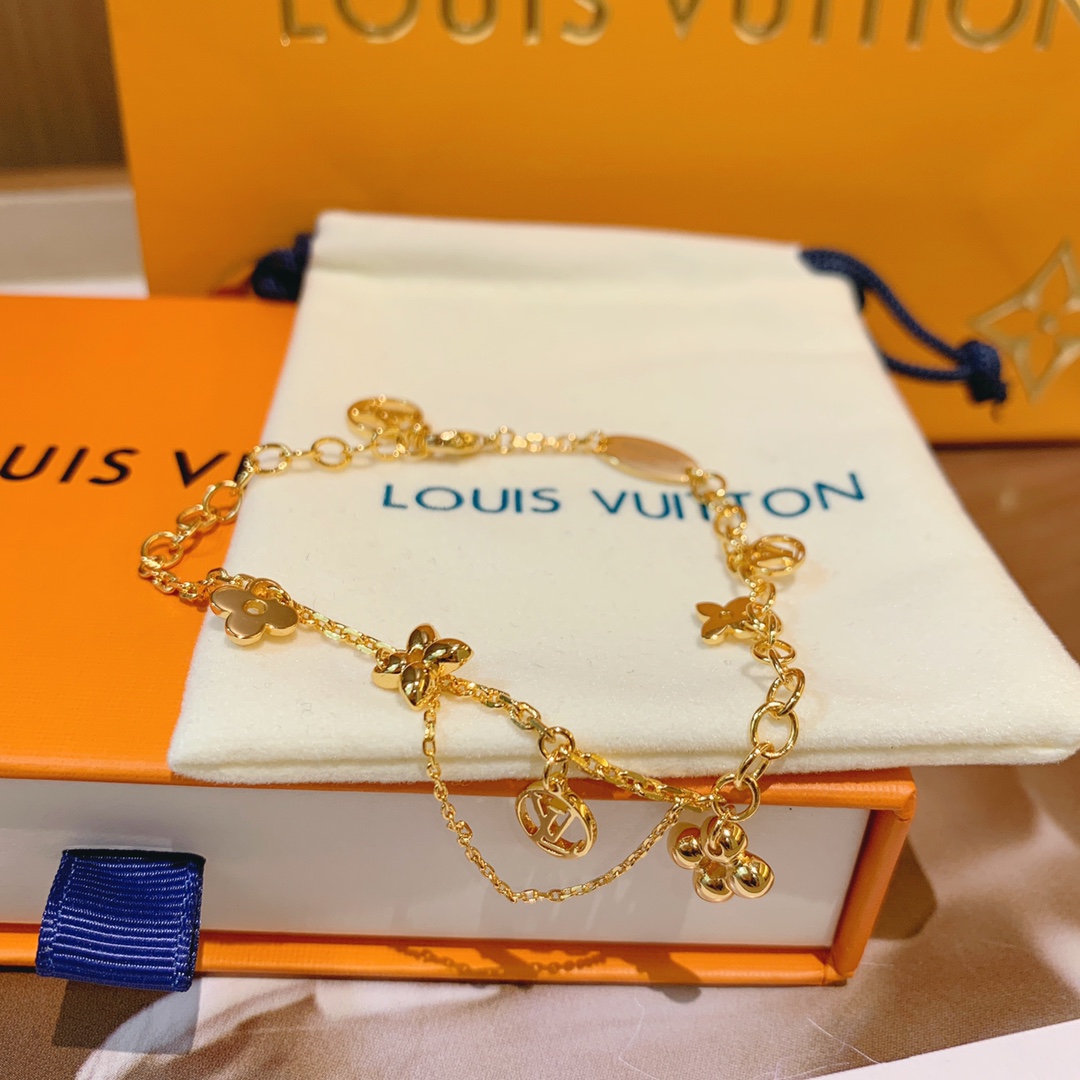 Louis Vuitton Chain with Charms Bracelet - Best Replica Jewelry™