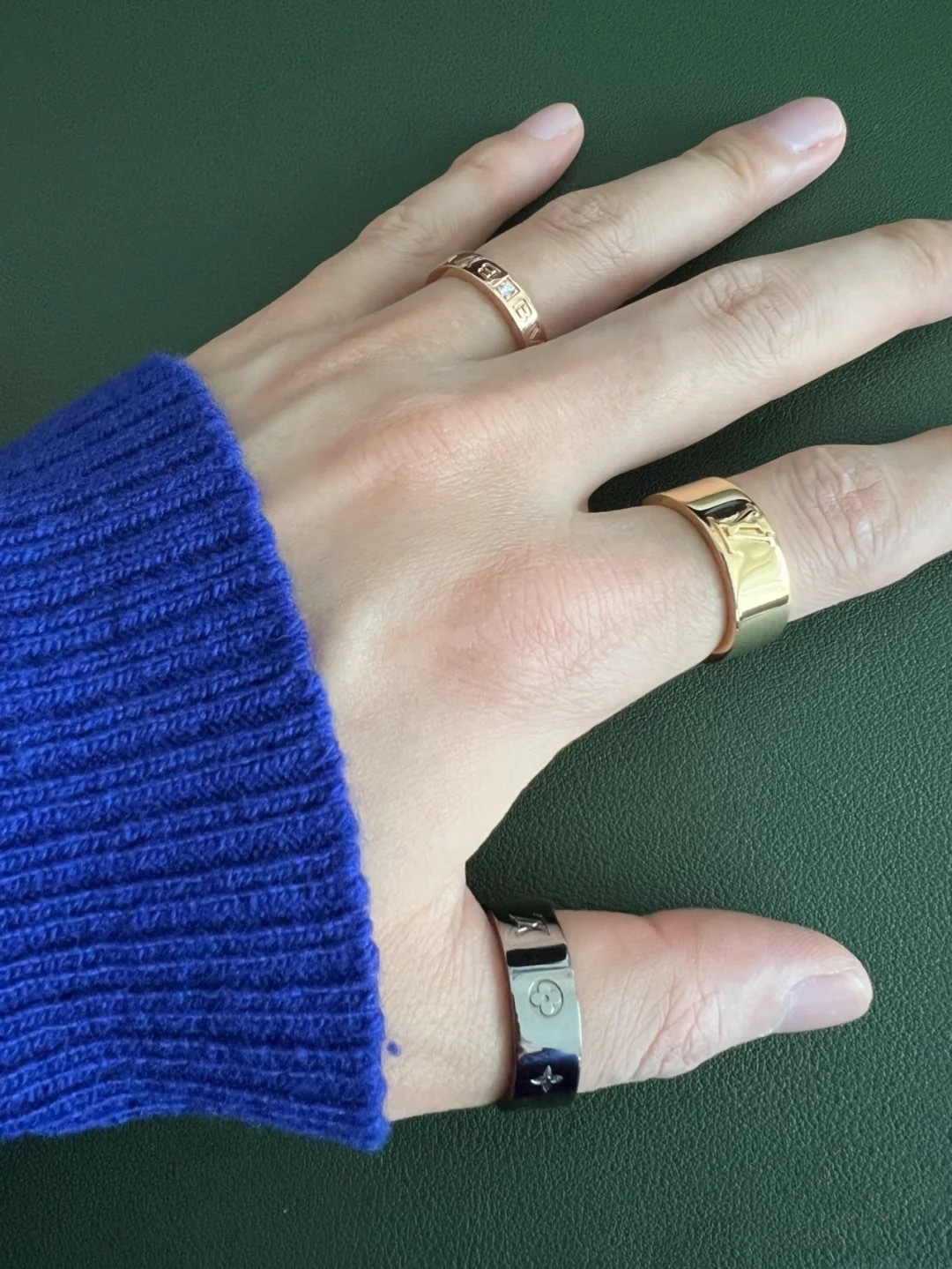 Louis Vuitton Unisex Wide Band Couple Ring - Best Replica Jewelry™