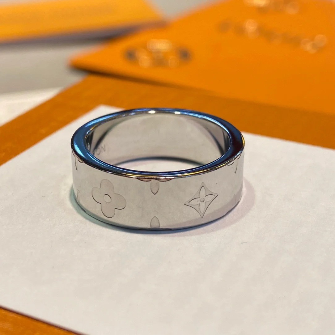 Louis Vuitton Debossed Monogram Men's Ring - Best Replica Jewelry™