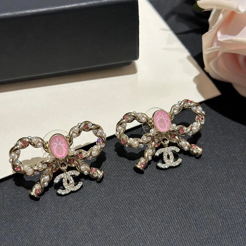Chanel Pink Rhinestone Bow Brooch Earrings - Best Replica Jewelry™