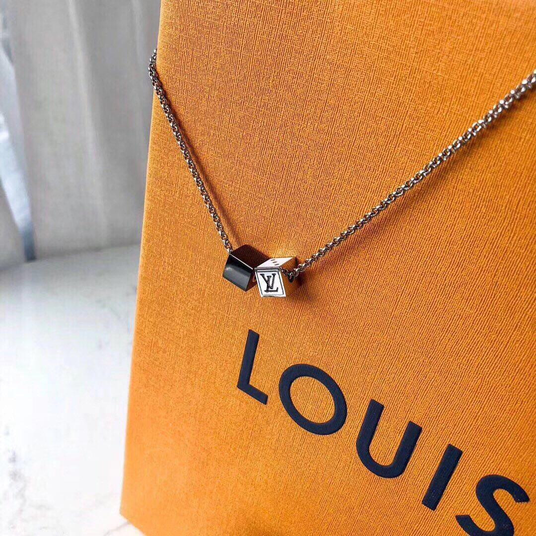 Louis Vuitton Dice Pendant Necklace - Best Replica Jewelry™