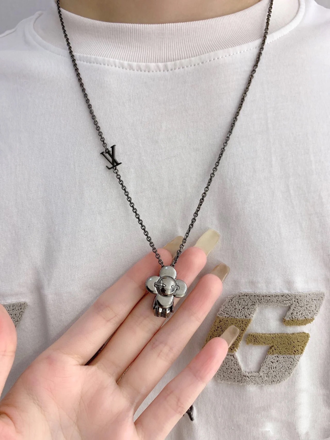 Louis Vuitton Vivienne Pendant Necklace - Best Replica Jewelry™