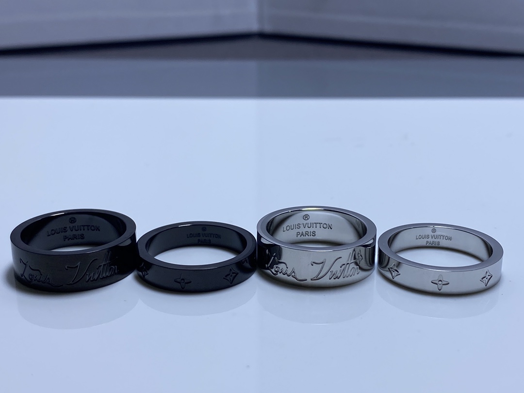 Louis Vuitton You and Me Couple Ring - Best Replica Jewelry™