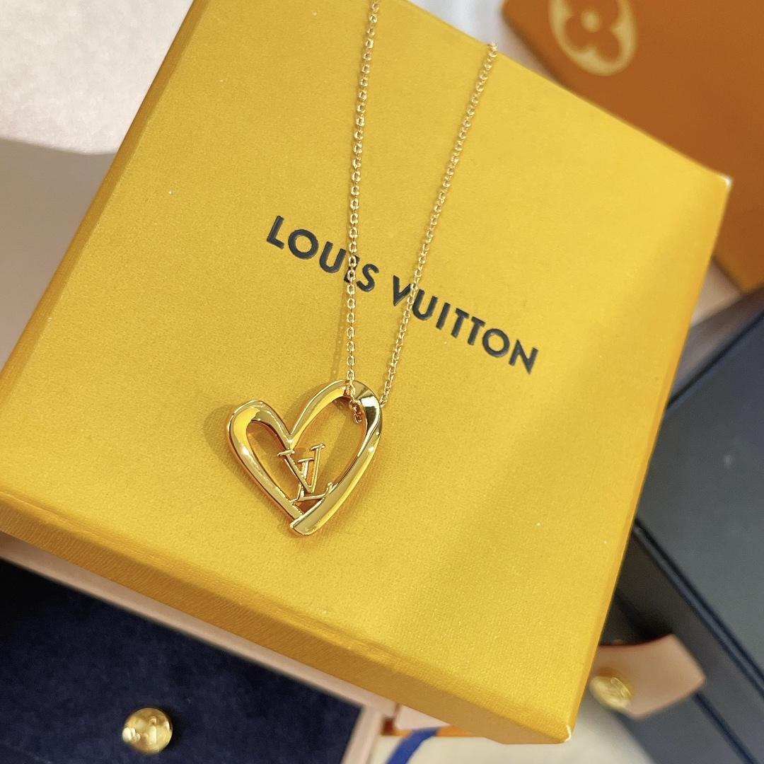 Louis Vuitton Hollow Heart Pendant Necklace - Best Replica Jewelry™