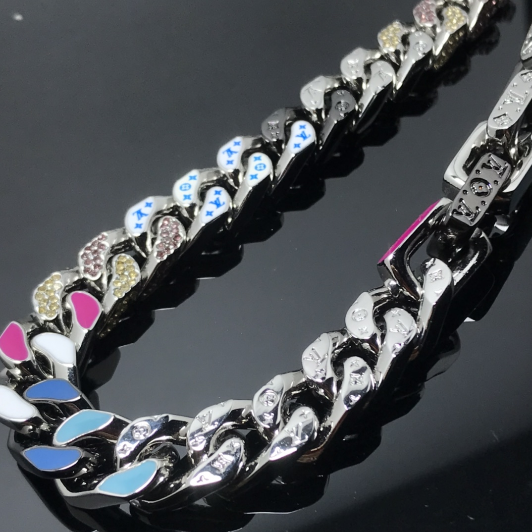 Louis Vuitton Cuban Chain Monogram Necklace Mens - Best Replica Jewelry™