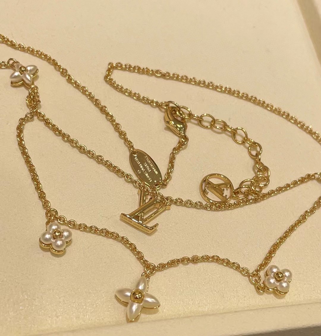 Louis Vuitton Layered Floragram Necklace - Best Replica Jewelry™