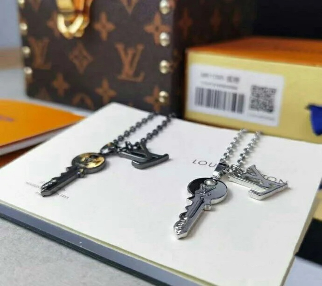Louis Vuitton LV Monogram and Key Pendant Necklace - Best Replica Jewelry™