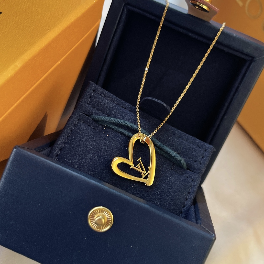Louis Vuitton Hollow Heart Pendant Necklace - Best Replica Jewelry™