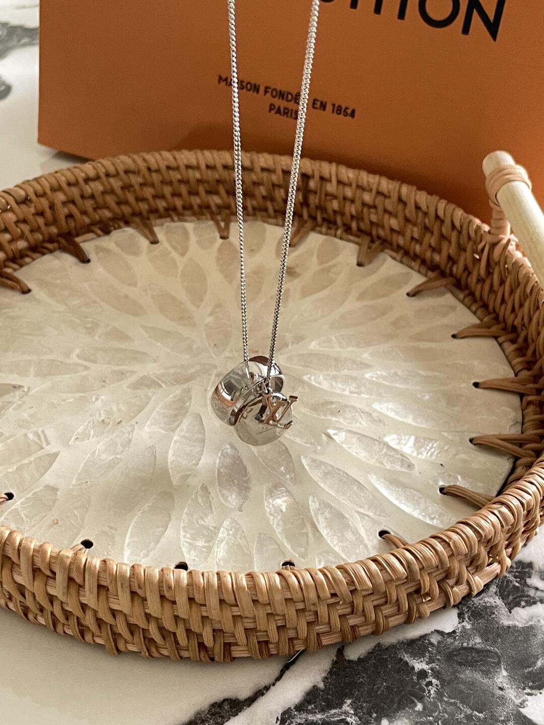 Louis Vuitton Three Pendents Monogram Necklace - Best Replica Jewelry™