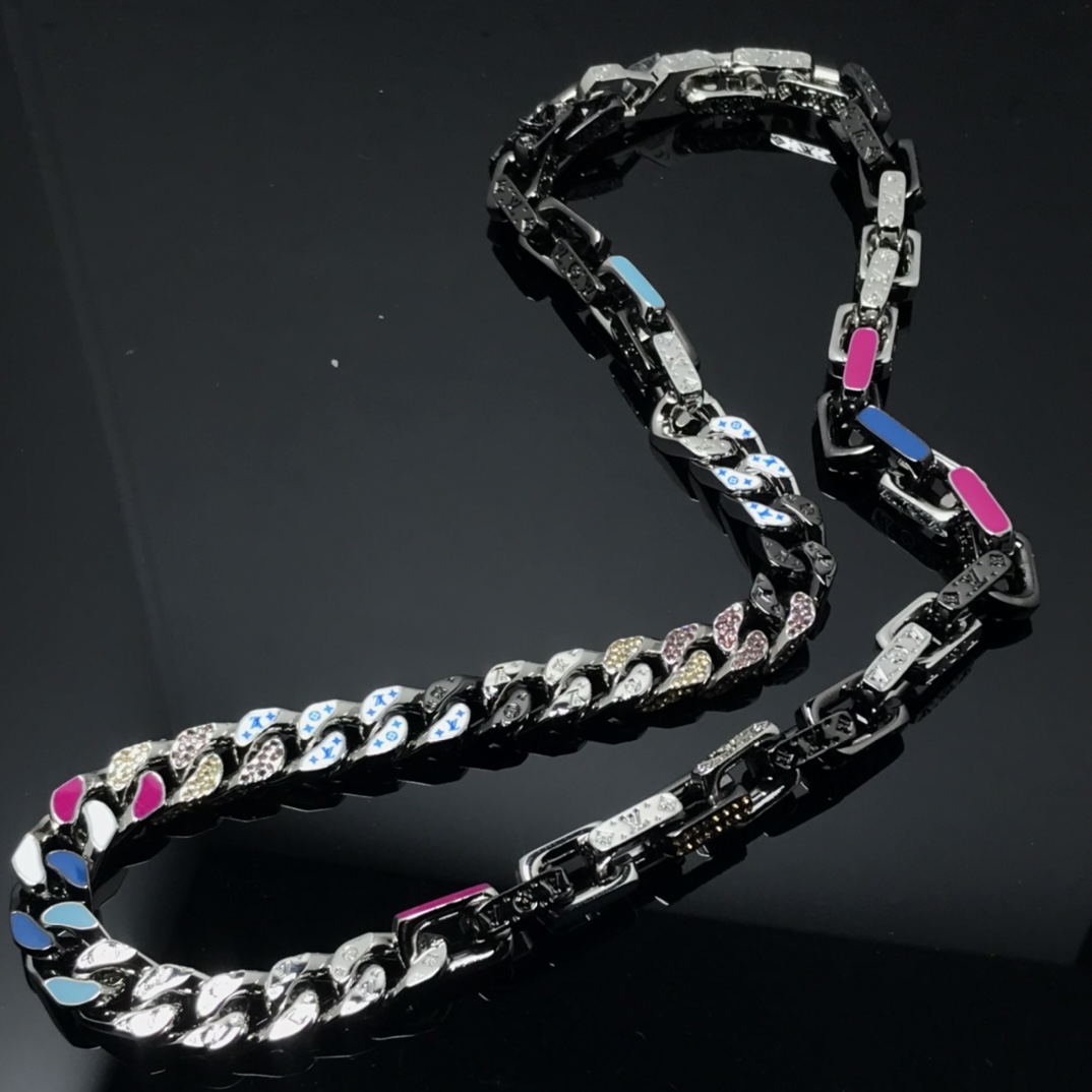 Louis Vuitton Cuban Chain Monogram Necklace Mens - Best Replica Jewelry™