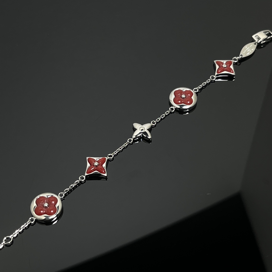 Louis Vuitton 5 Motifs Red Carnelian Star Sun Blossom Bracelet - Best Replica Jewelry™