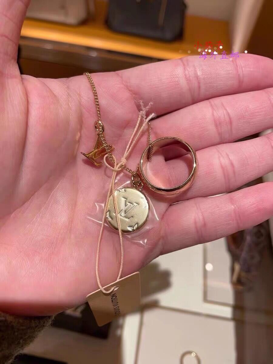 Louis Vuitton Three Pendents Monogram Necklace - Best Replica Jewelry™