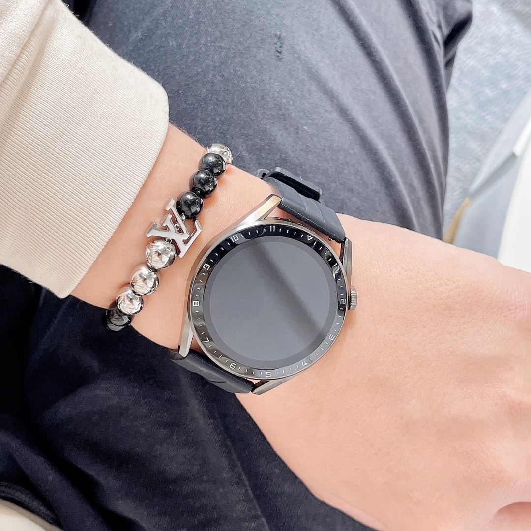 Louis Vuitton Pullable Black and Silver Monogram Beads Bracelet - Best Replica Jewelry™