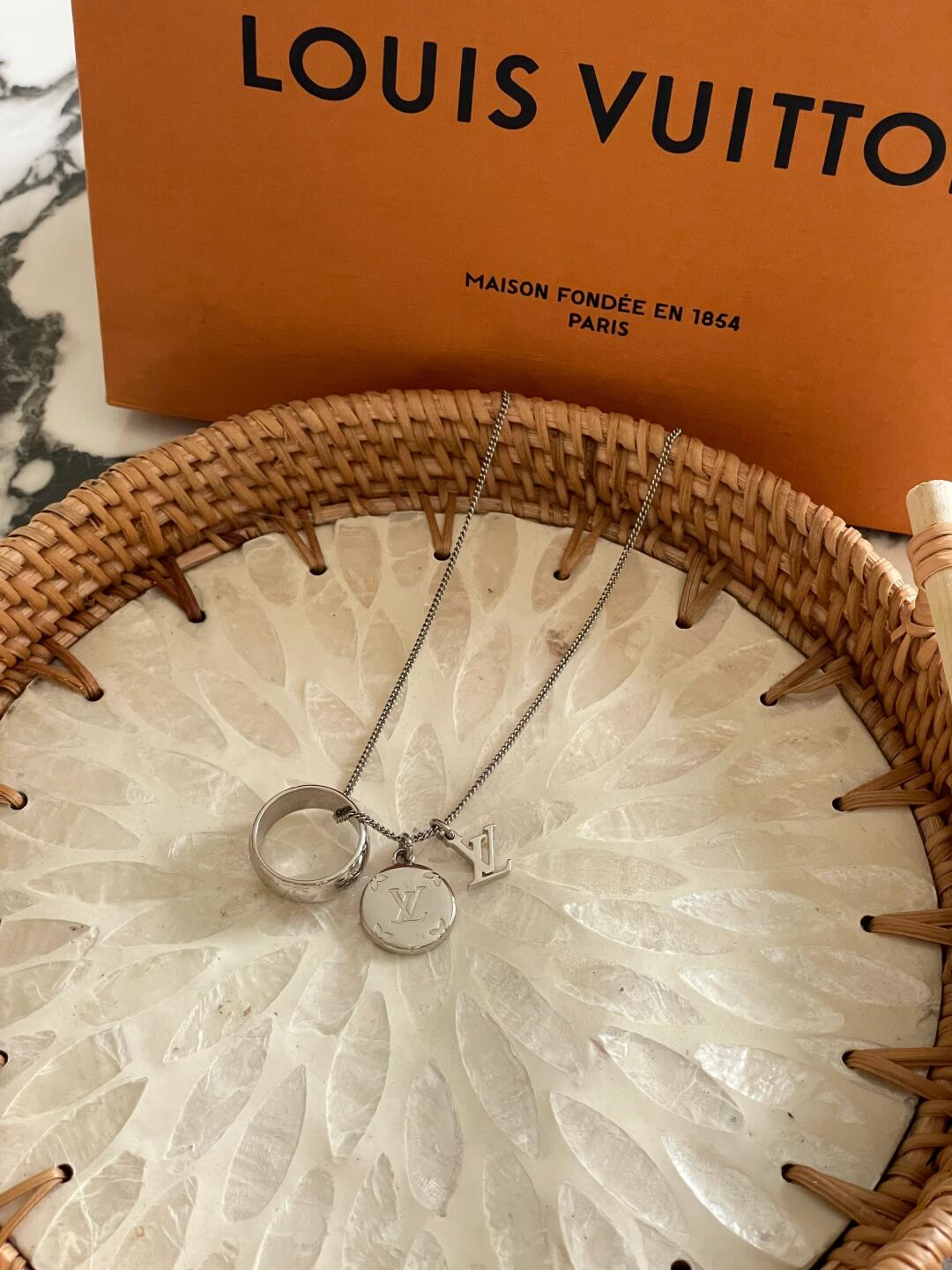 Louis Vuitton Three Pendents Monogram Necklace - Best Replica Jewelry™