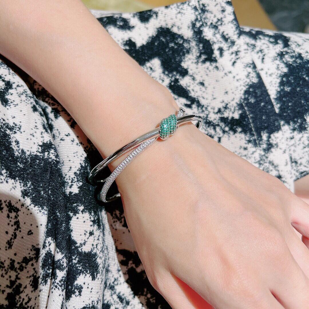 Tiffany Green Diamond Knot Bangle Bracelet - Best Replica Jewelry™