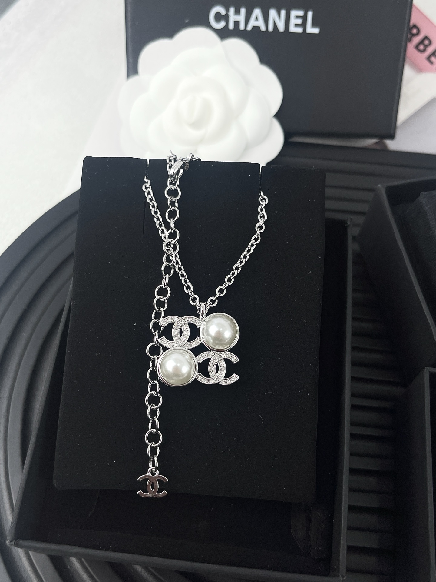 Chanel Silver Square Coco & Pearls Pendant Necklace - Best Replica Jewelry™