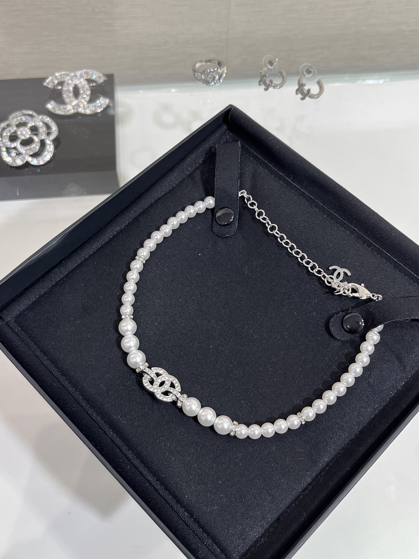 Chanel Full Diamond Paved CC Pendant Pearl Choker Necklace - Best Replica Jewelry™