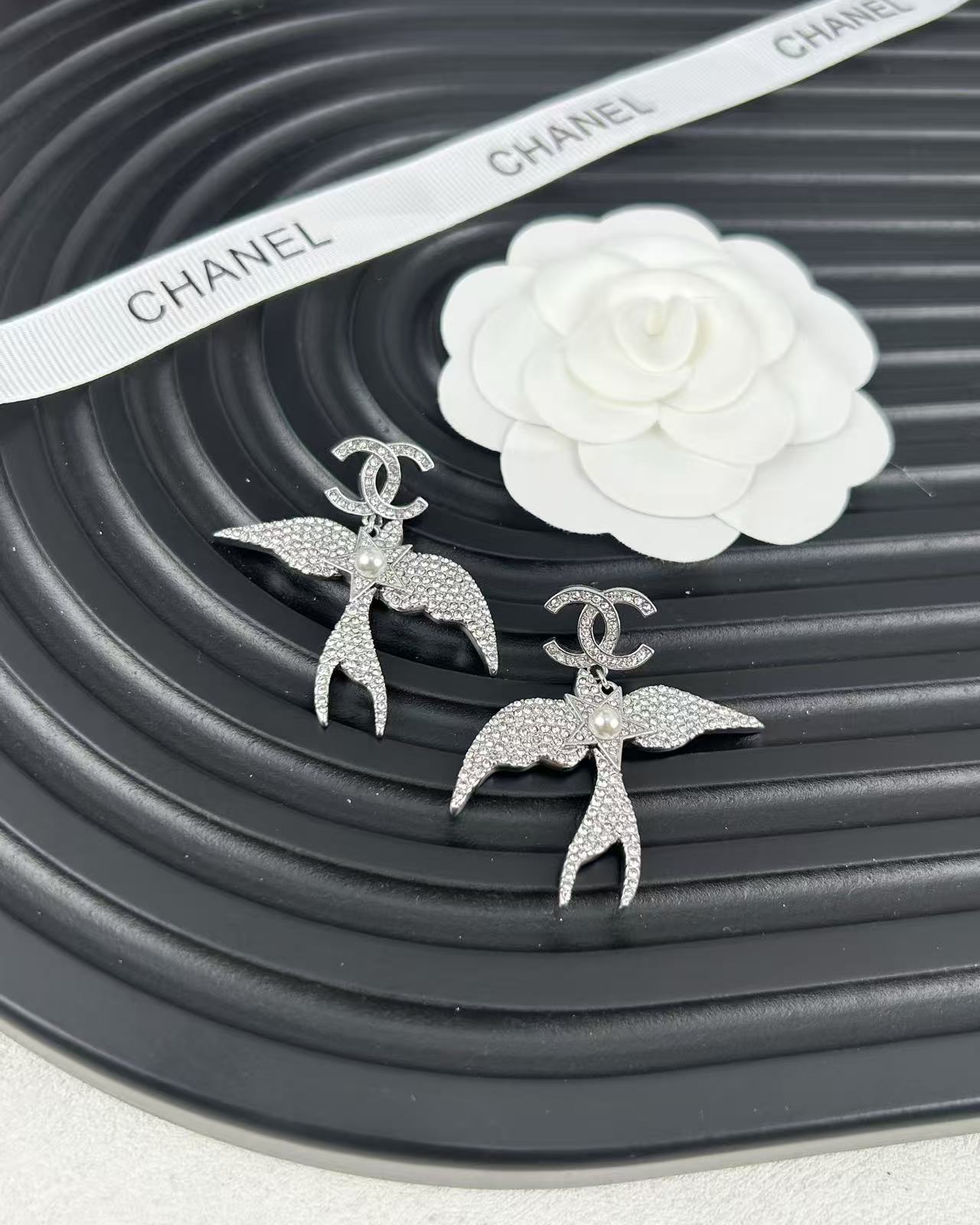 Chanel Fly Bird Earrings - Best Replica Jewelry™