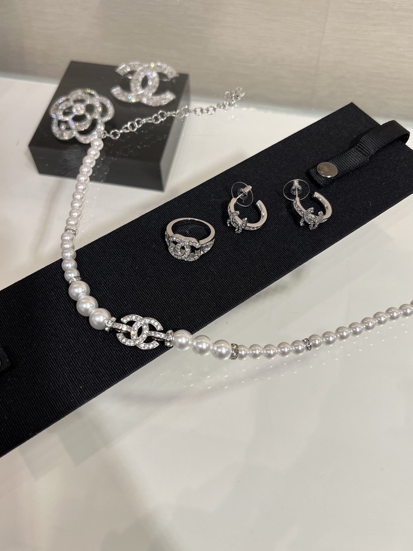 Chanel Full Diamond Paved CC Pendant Pearl Choker Necklace - Best Replica Jewelry™