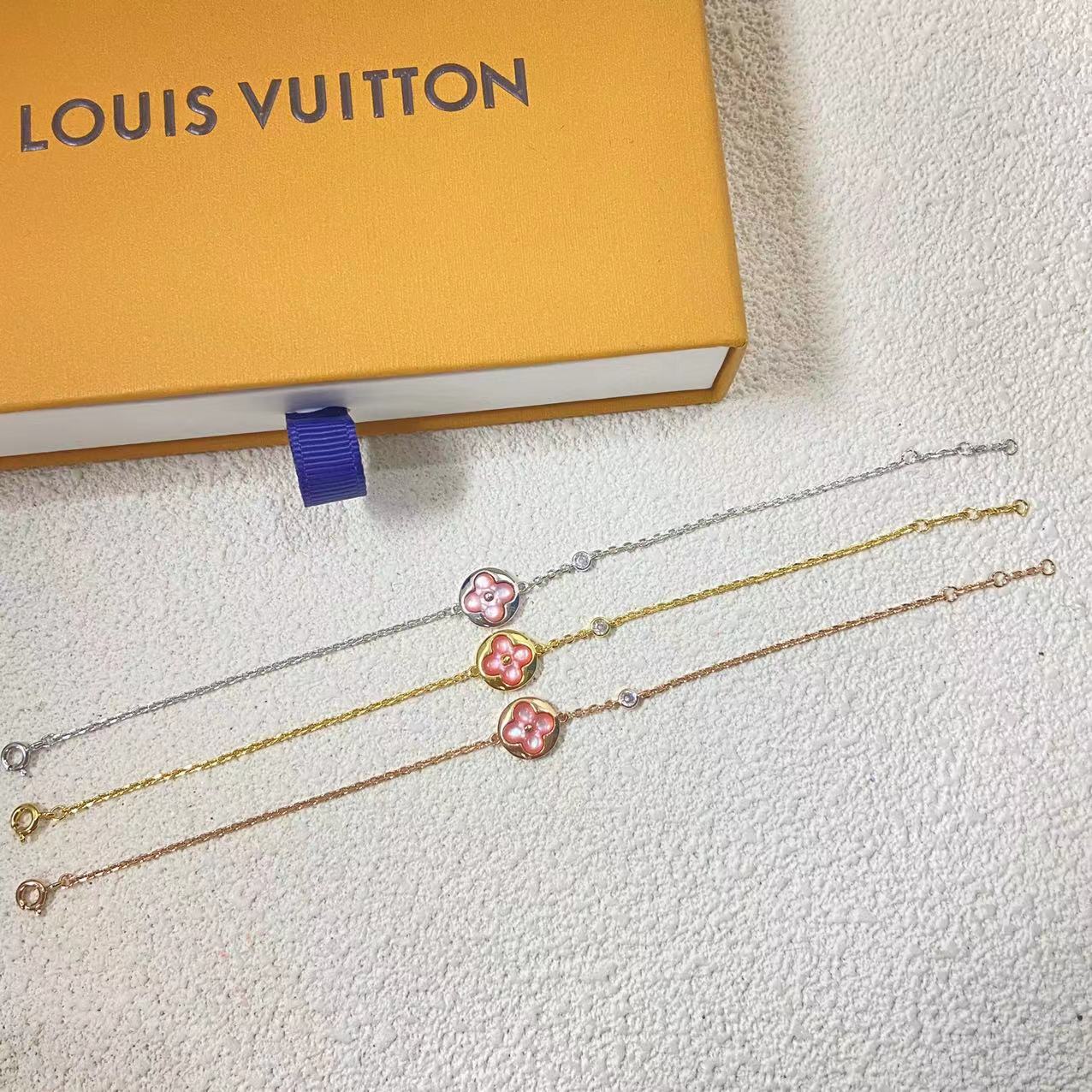 Louis Vuitton New Style Sun Blossom 1 Motif Bracelet - Best Replica Jewelry™