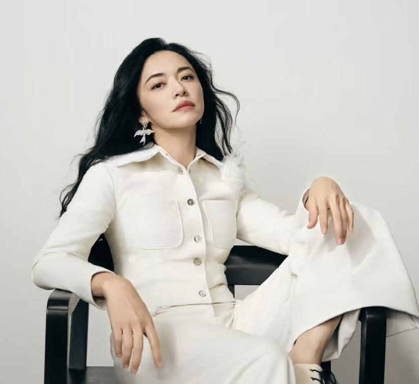 Chanel Fly Bird Earrings - Best Replica Jewelry™