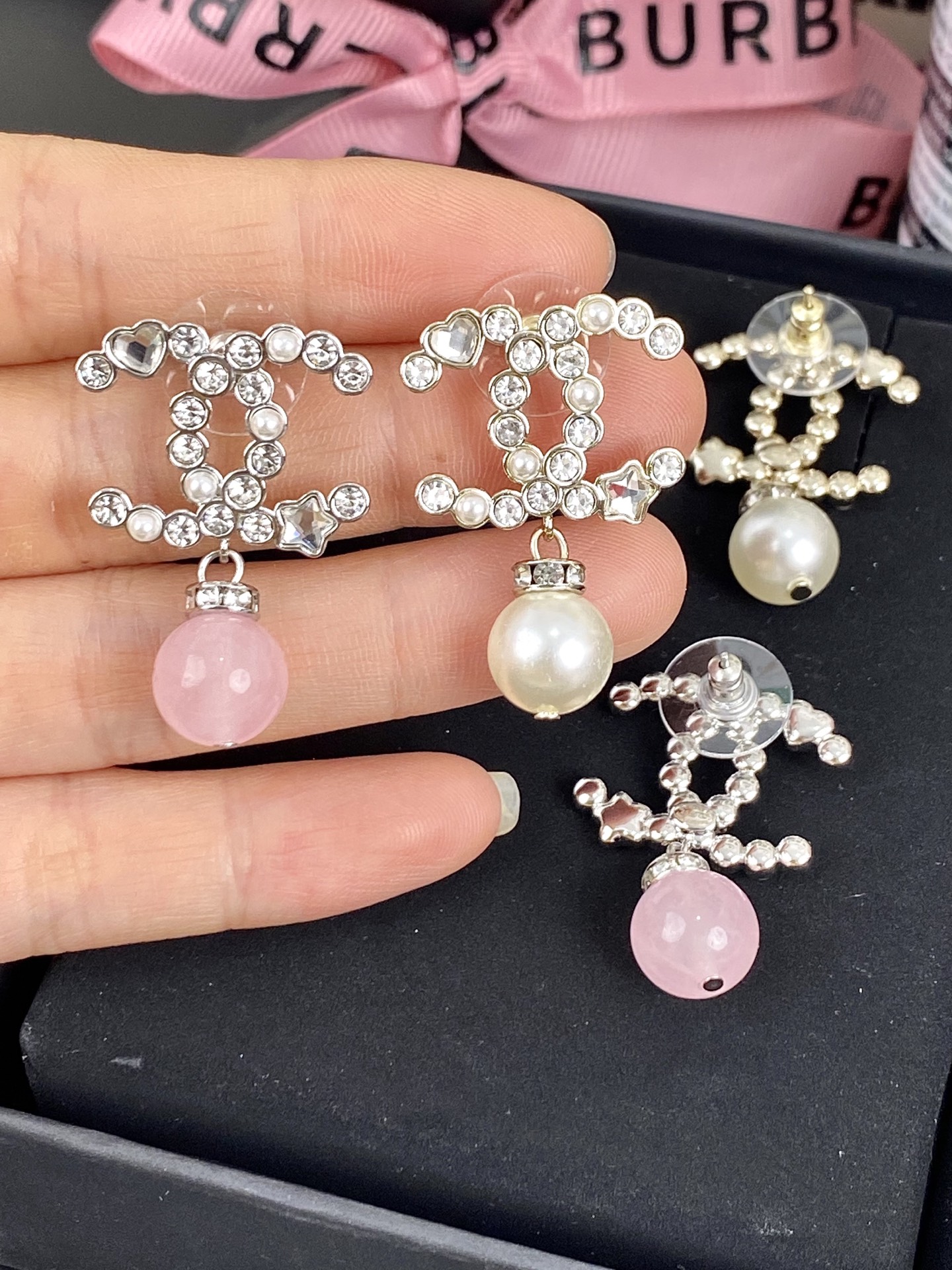 Chanel Pink Crystal Pearl Dangle Rhinestone CC Earrings - Best Replica Jewelry™