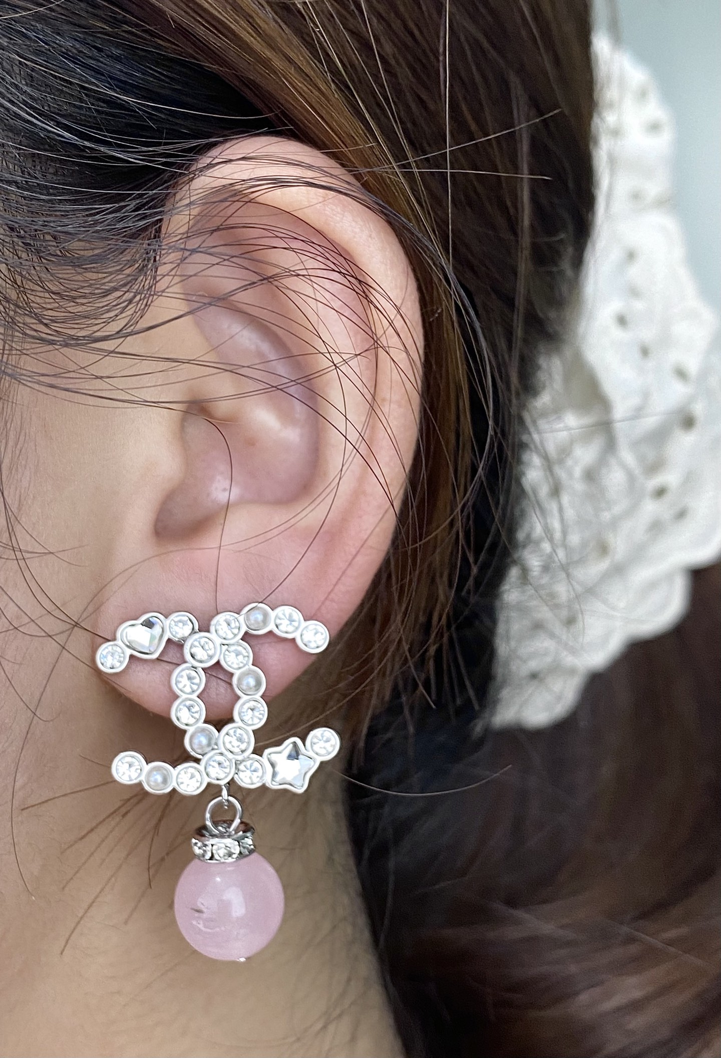 Chanel Pink Crystal Pearl Dangle Rhinestone CC Earrings - Best Replica Jewelry™