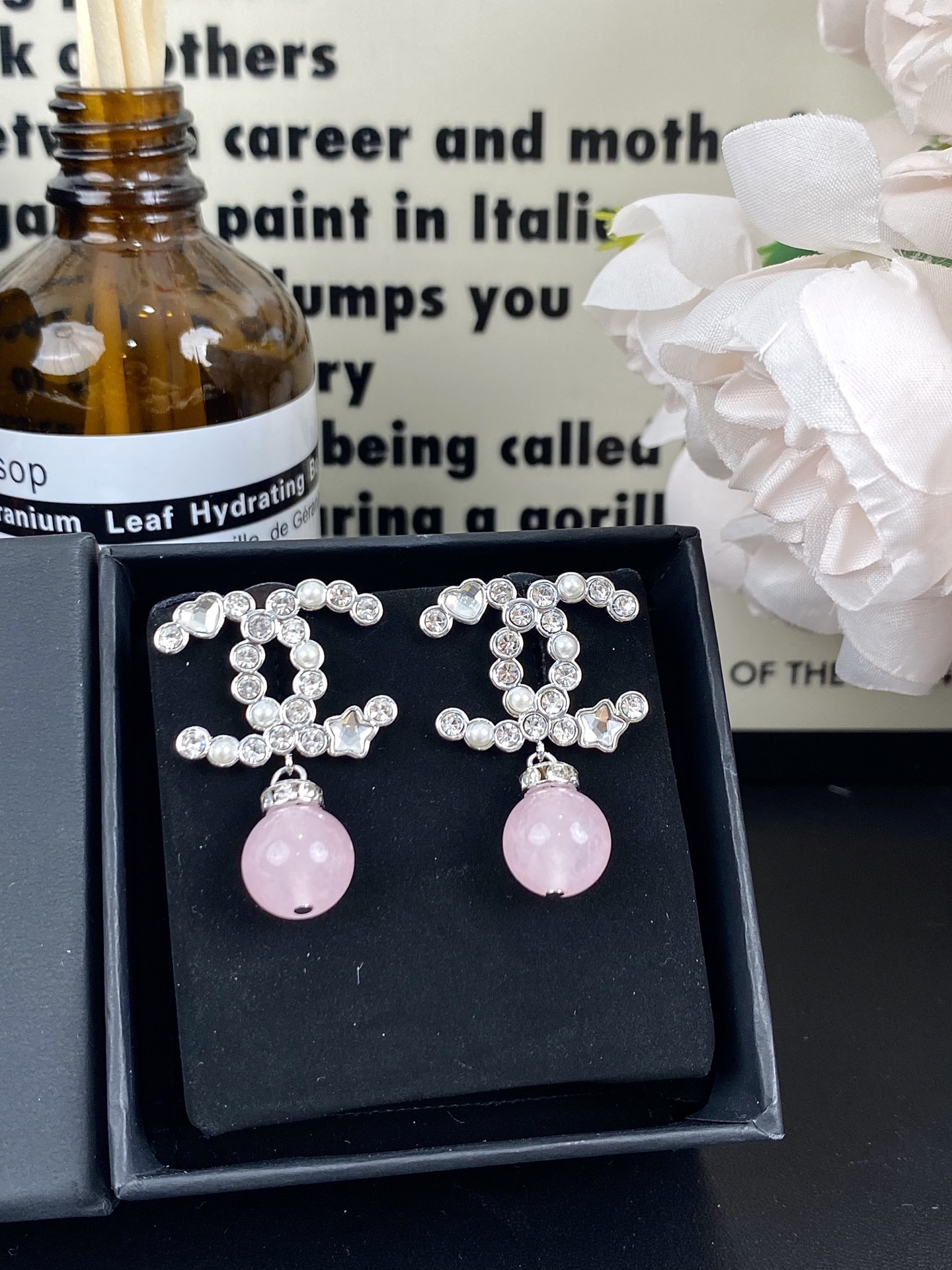 Chanel Pink Crystal Pearl Dangle Rhinestone CC Earrings - Best Replica Jewelry™