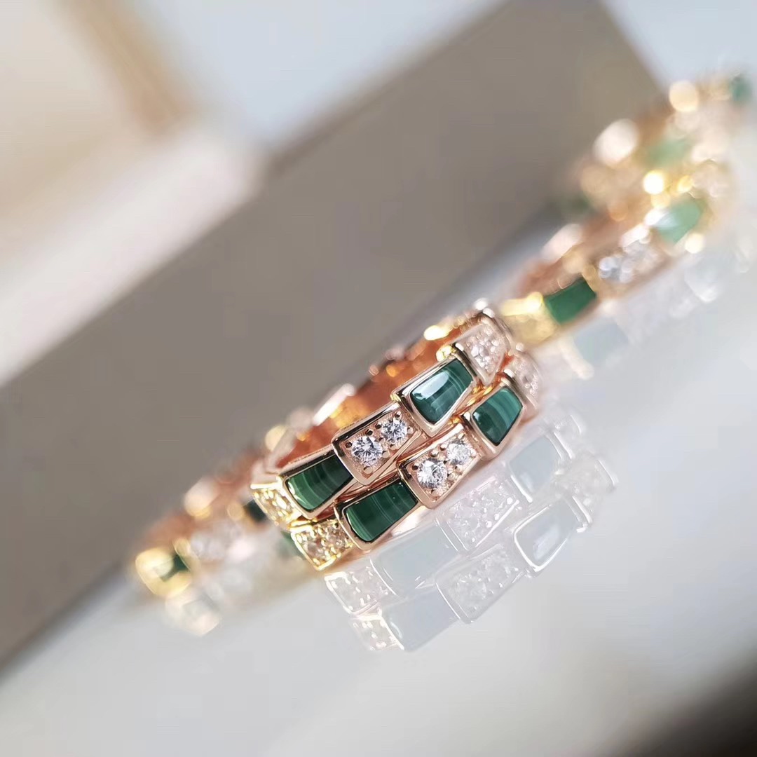 Bvlgari Rose Gold and Malachite Serpenti Viper Ring - Best Replica Jewelry™